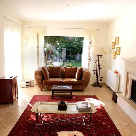 Important Group Bd421 3+1 Villa